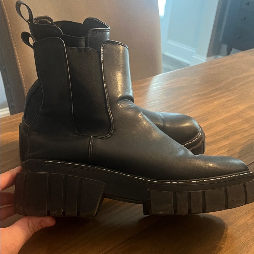 Steve Madden Black Heeled Boots
